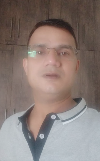 Mr. Sanjay Sir - Best Chemistry Teacher for JEE and NEET in Gurgaon